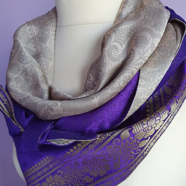 Sari double sided triangular scarf. Pale gold and Purple