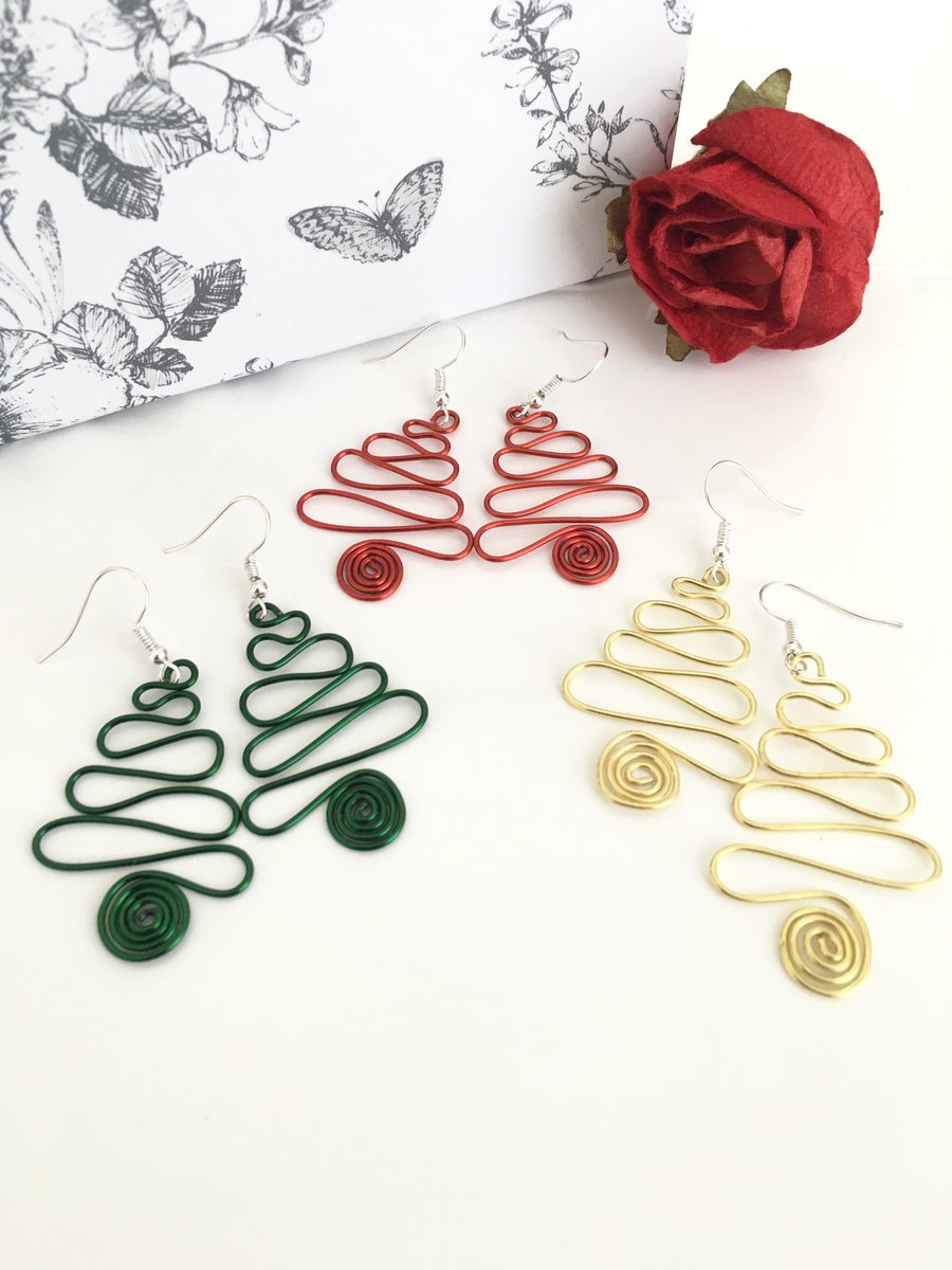 Christmas Tree Earrings, Wire Work Drop Dangle Earrings in Red, Green and Gold