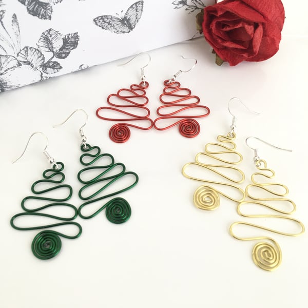 Christmas Tree Earrings, Wire Work Drop Dangle Earrings in Red, Green and Gold