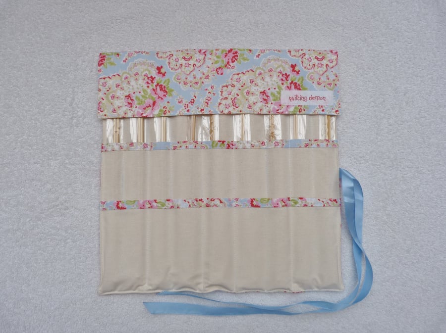 Luxury Knitting Needle Holder with 18 pairs of Bamboo Needles.Cath Kidson Fabric