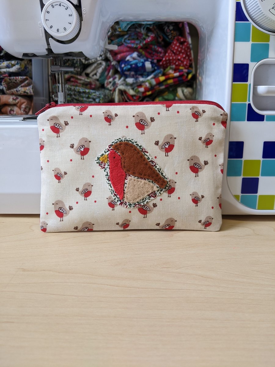 Robin Appliqué Purse 