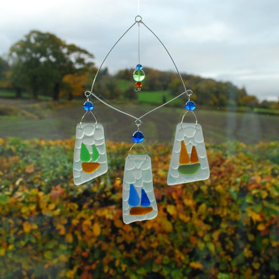 Three ships come sailing in sun catcher