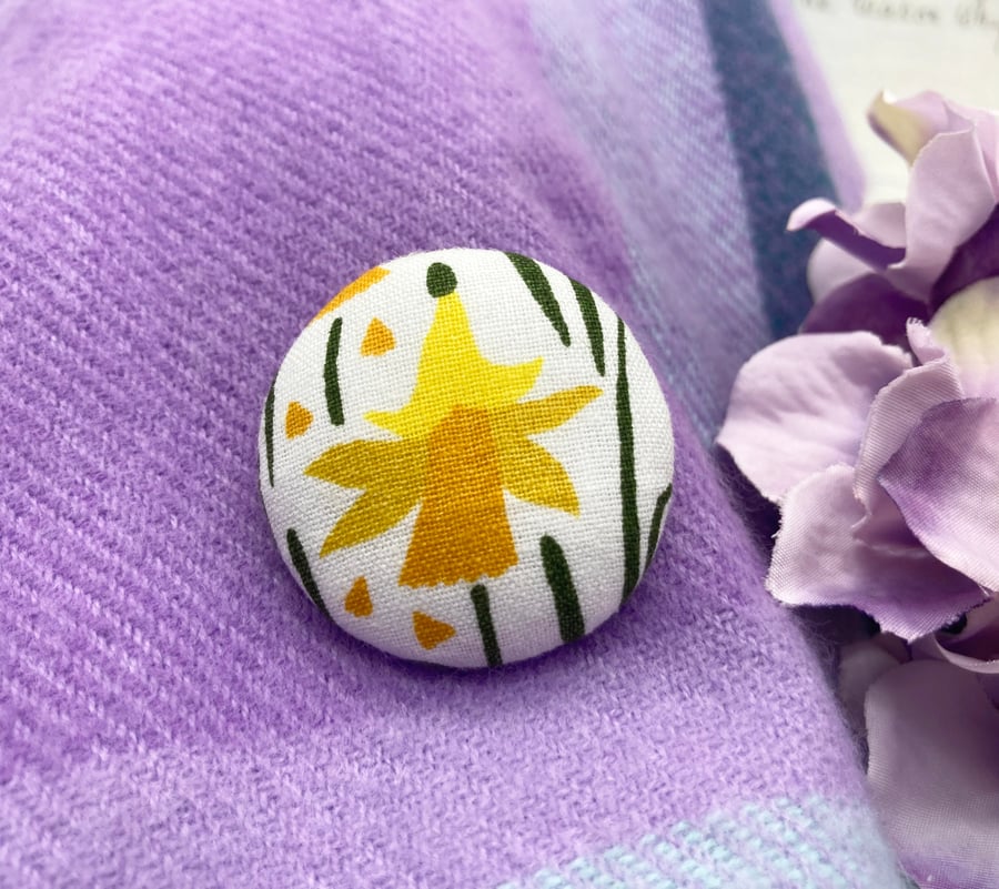 Yellow nodding daffodil fabric button brooch spring inspired flowers