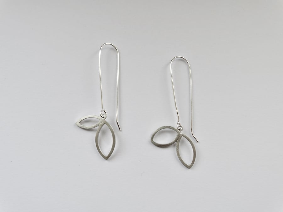 Sterling silver ellipse dangly earrings - Hiraeth