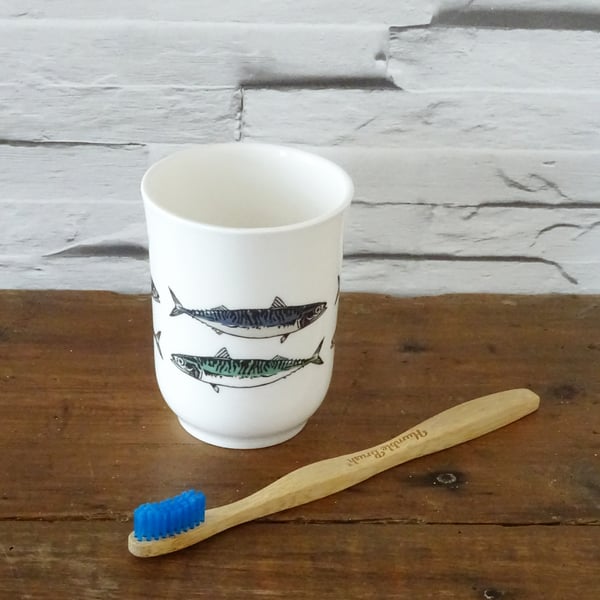 Toothbrush holder, mackerel design, white ceramic, make-up brush, pencil pot