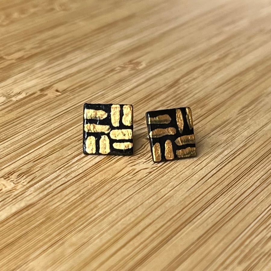 1 CM Square Stud Hand-painted Paper Earrings