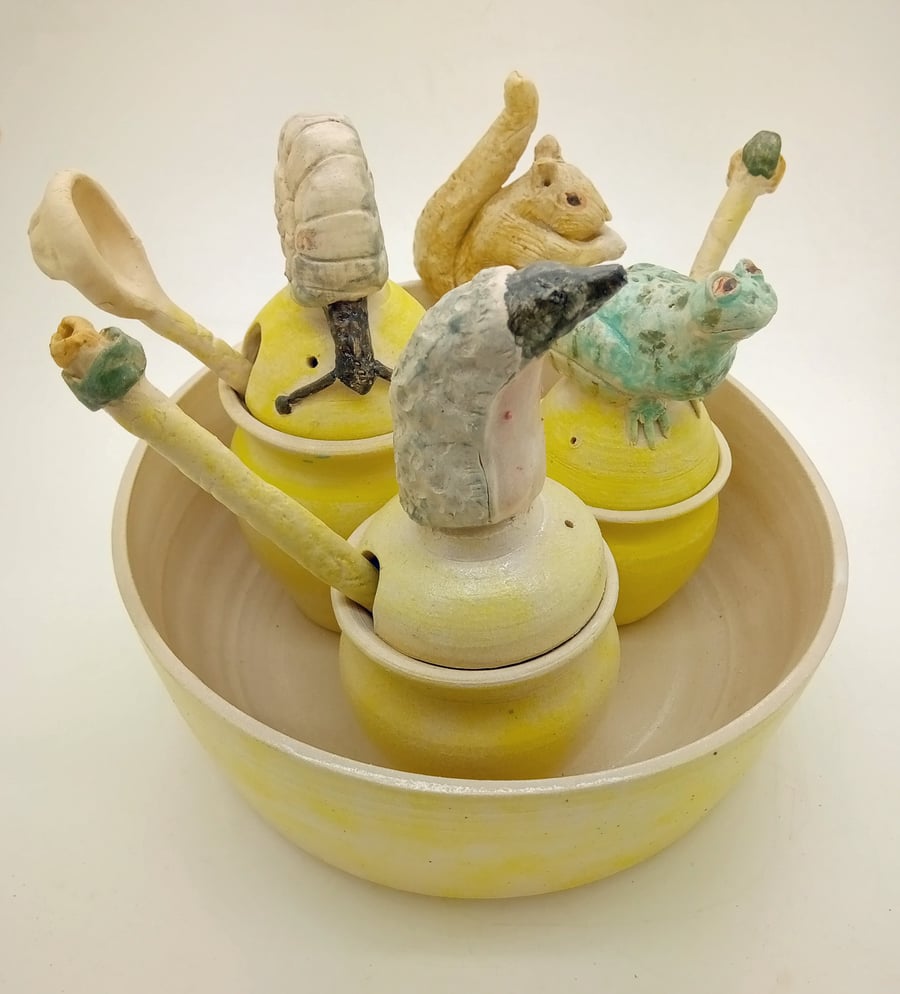 Animal condiment set