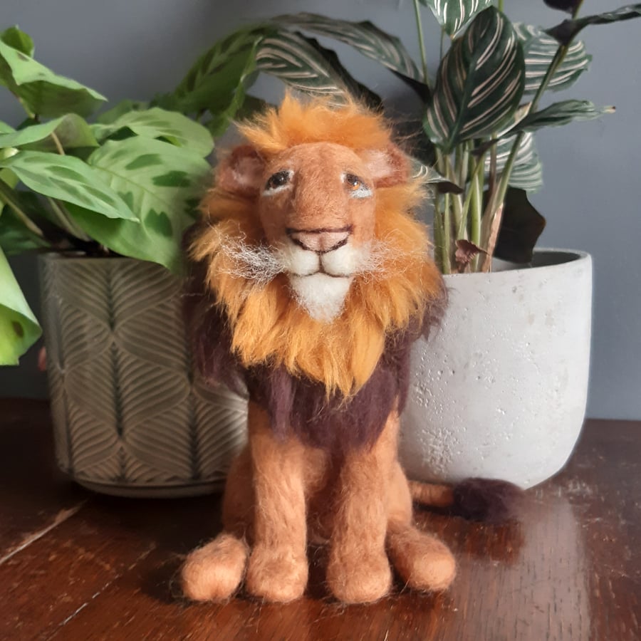 Needle felted lion, Leo Birthday gift, Big Cat