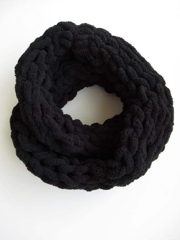 Hand-knitted infinity cosy chunky winter scarf in cream