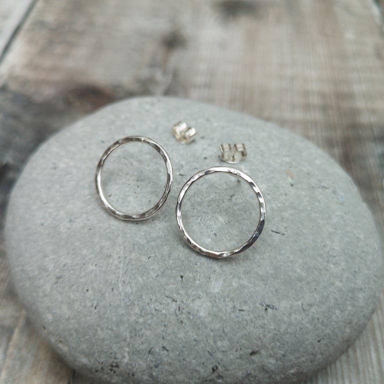 Sterling Silver Large Hammered Circle Stud Earrings - JBJ3007
