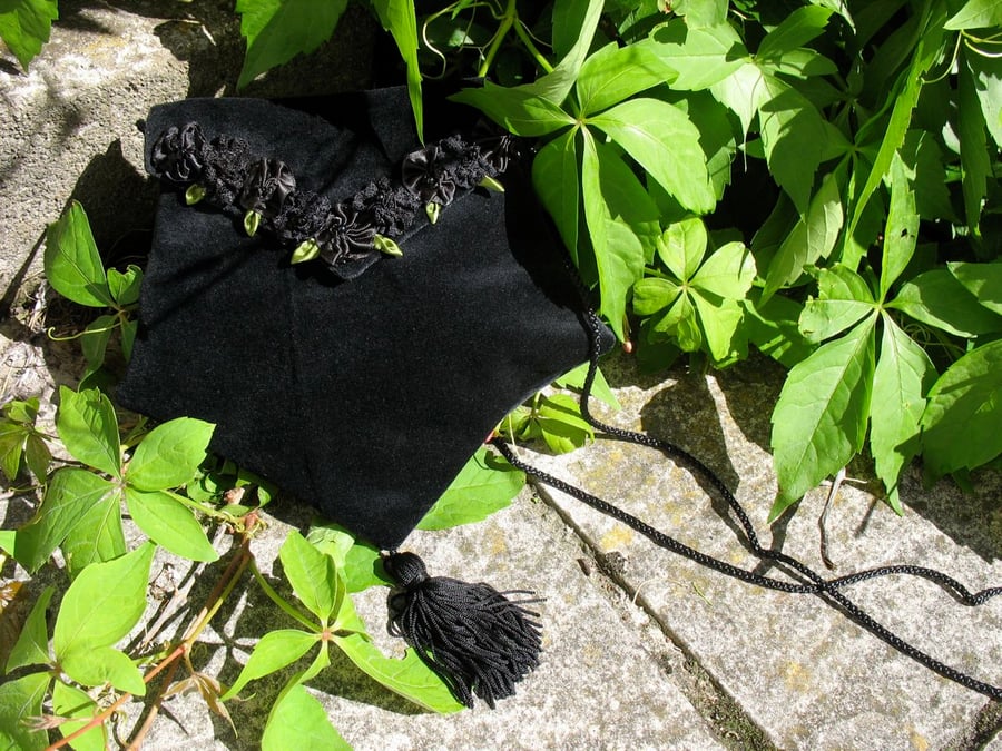 Lovely Victorian gothic style evening bag