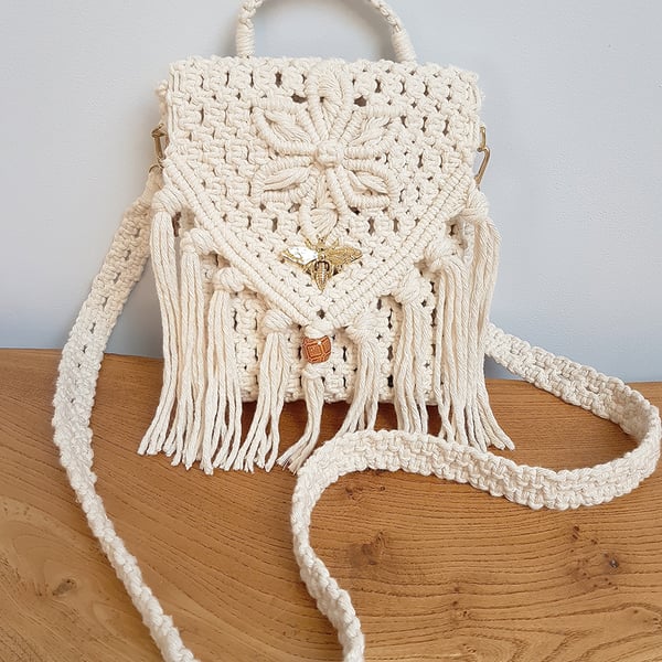 Macrame Bee and Flower Handbag