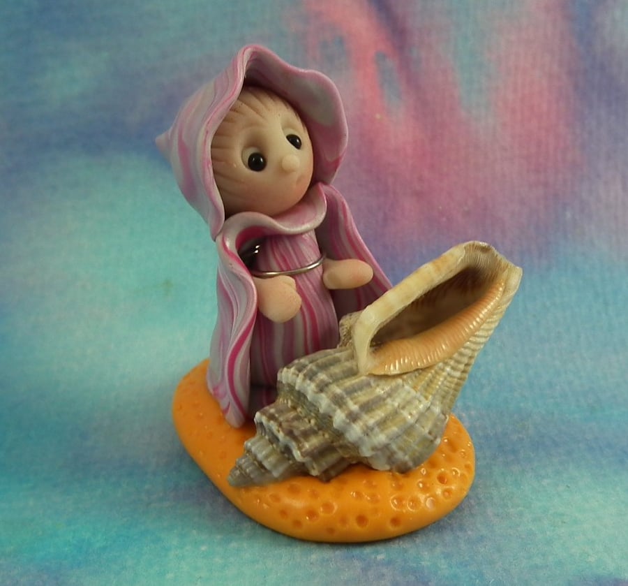 Tiny Beachcomber Gnome 'Margo' with seashell OOAK Sculpt