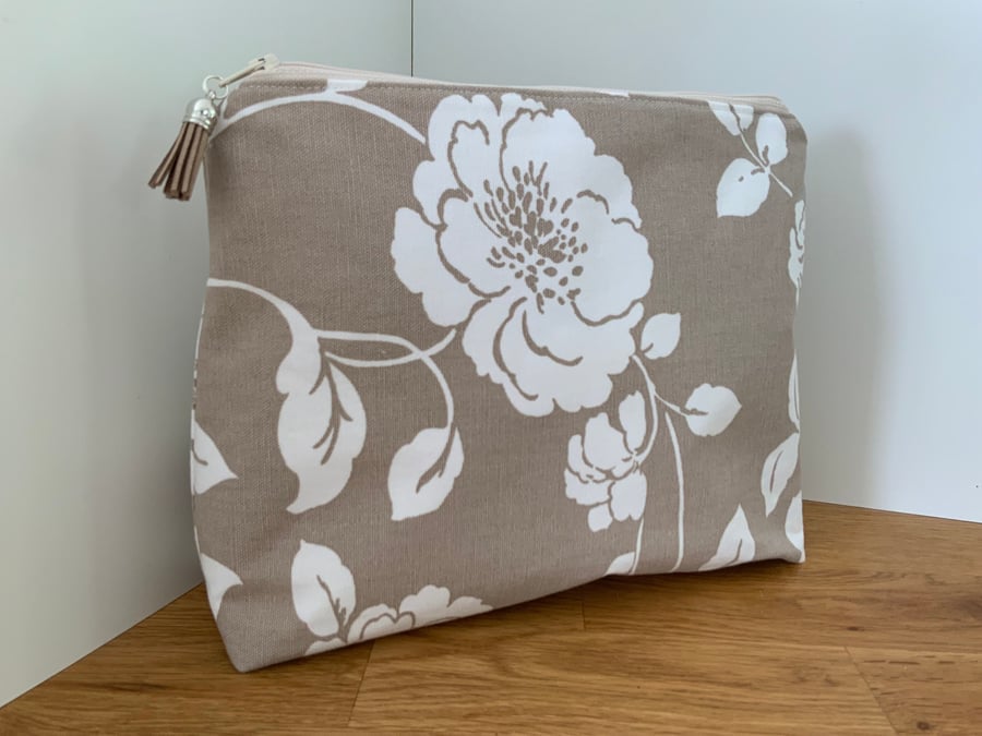 Toiletry Bag, Large Cosmetic Bag, Make Up Bag, Travel Bag, Cosmetic Purse