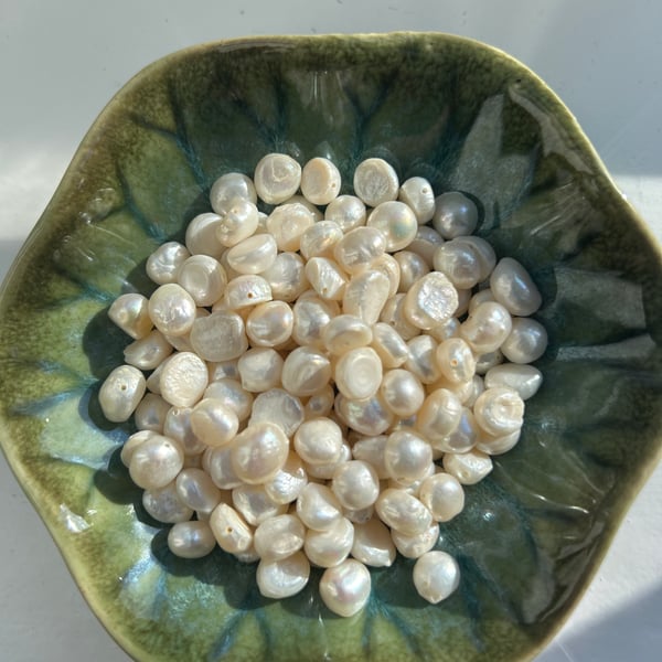 Natural Baroque Drilled Pearls Cream 6-8mm 140 Approximately 