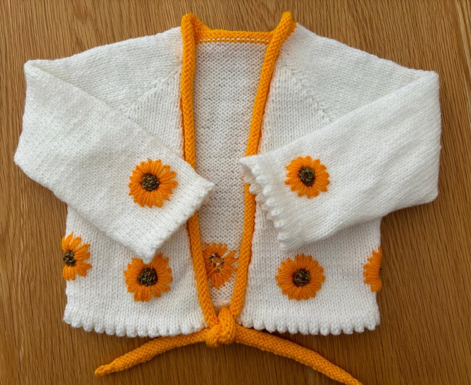 White Bolero Decorated With Lovely Bright Embroidered Sunflowers 3-4 Years (J55)