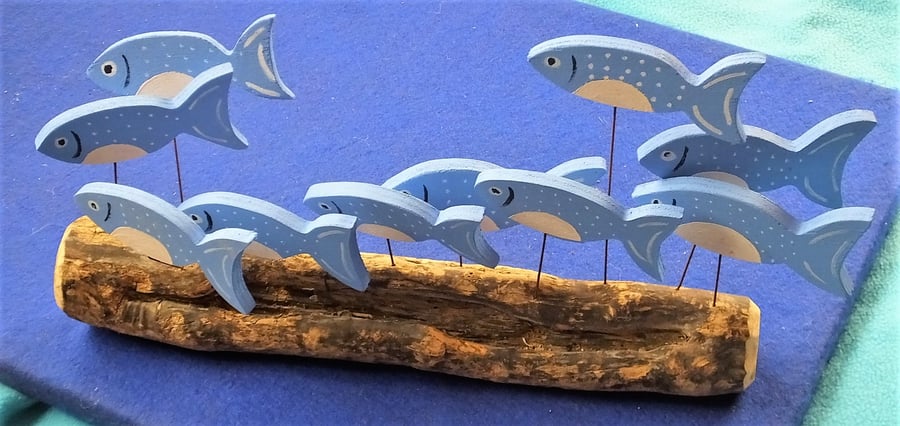 SHOAL OF 10 BLUE & WHITE FISH ORNAMENT MADE FROM NATURAL DRIFTWOOD FROM CORNWALL