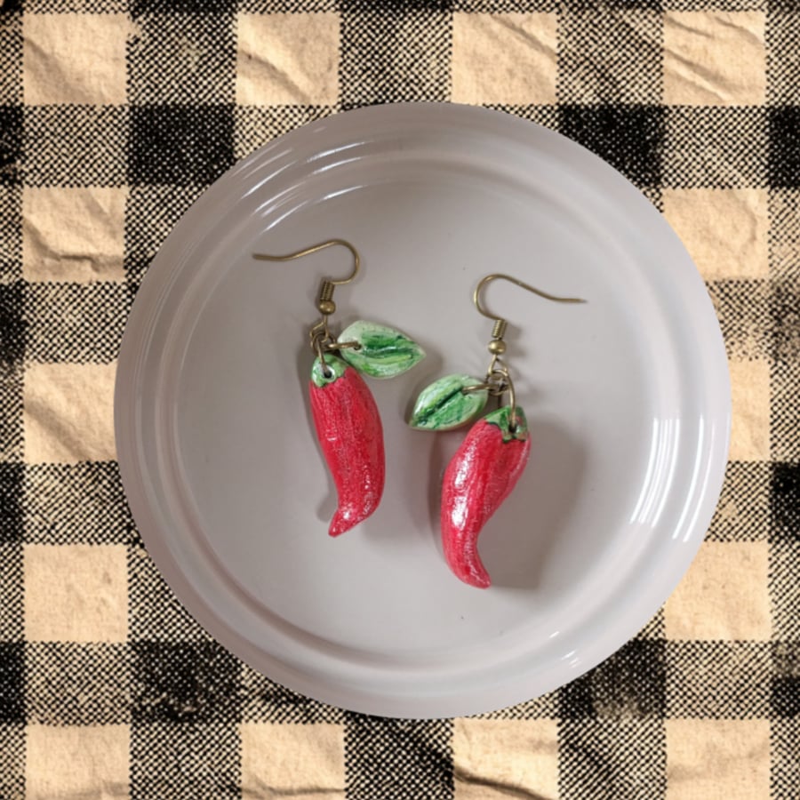 Rockin' chilli earrings 