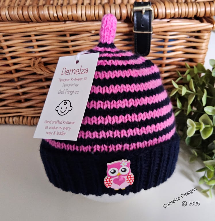 Designer Hand Knitted Baby Girl's  Owl Pixie Beanie Hat  3-9 months size 
