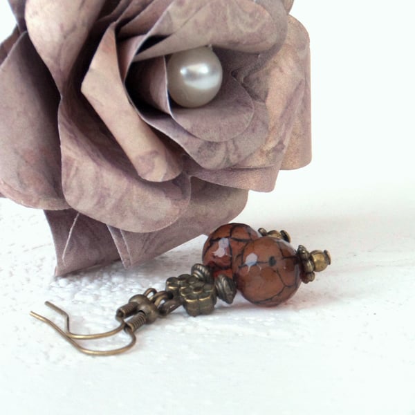 Brown agate bronze earrings