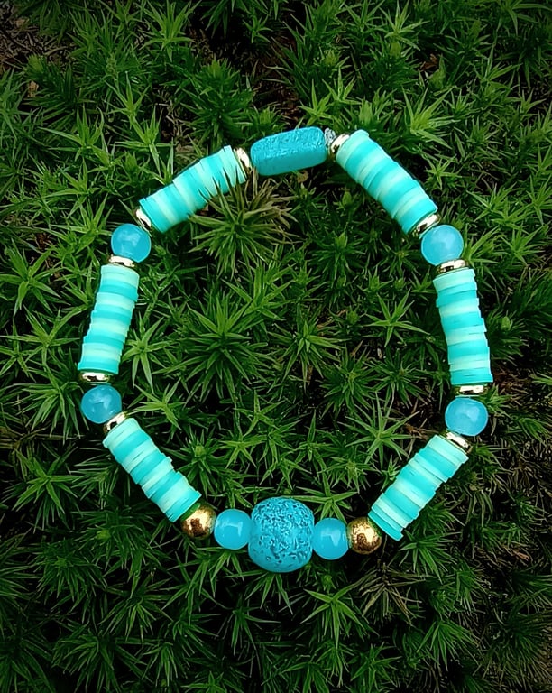 "Lligwy Beach" - Stretchy polymer clay & bead fashion bracelet - Turquoise 