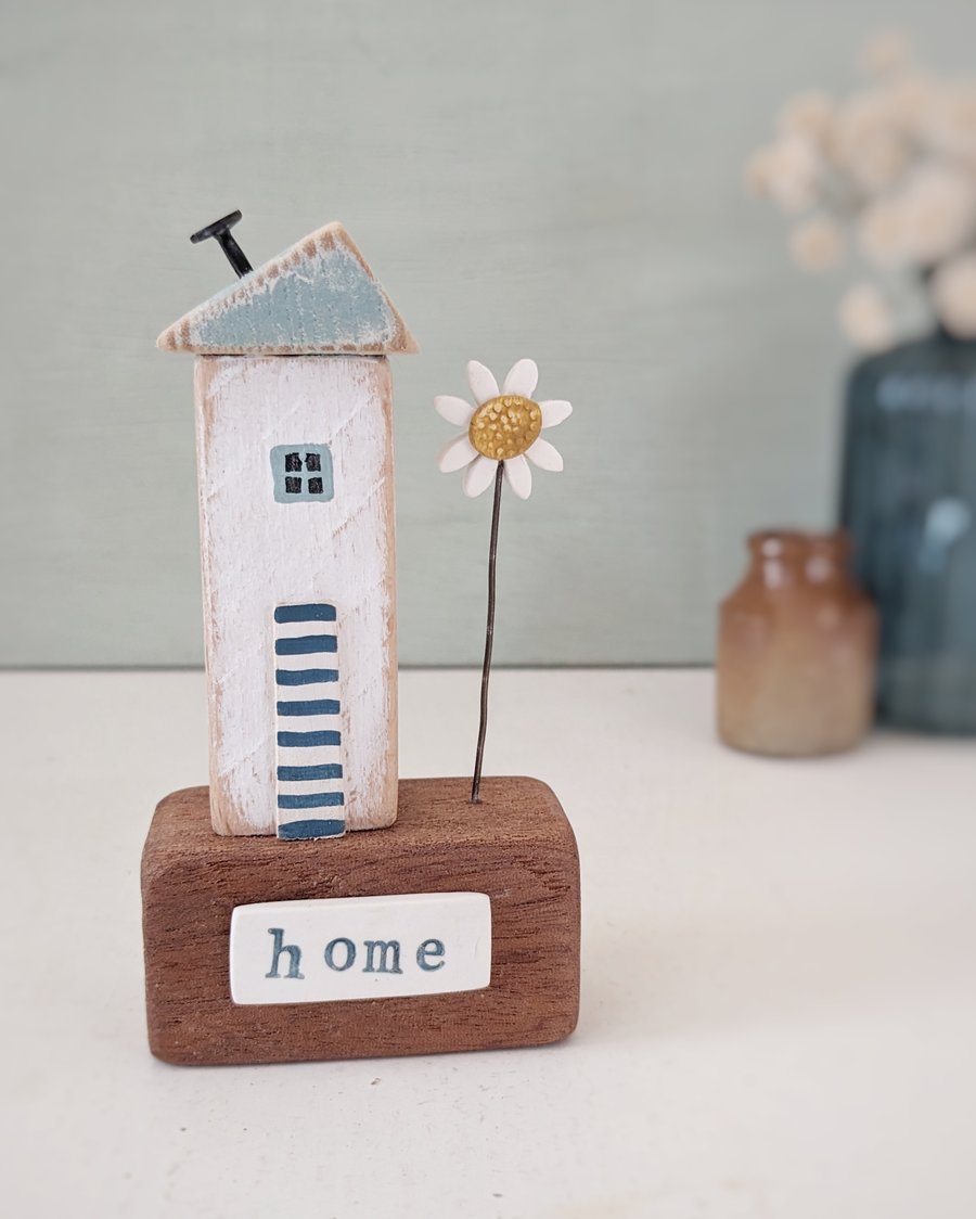 Little Wooden Hut with Clay Daisy Flower 'Home'