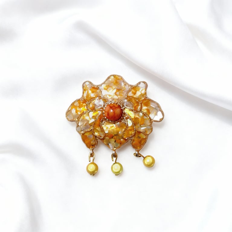 Golden Flower Hair Clip with Dew Drops – Resin and Shell Design