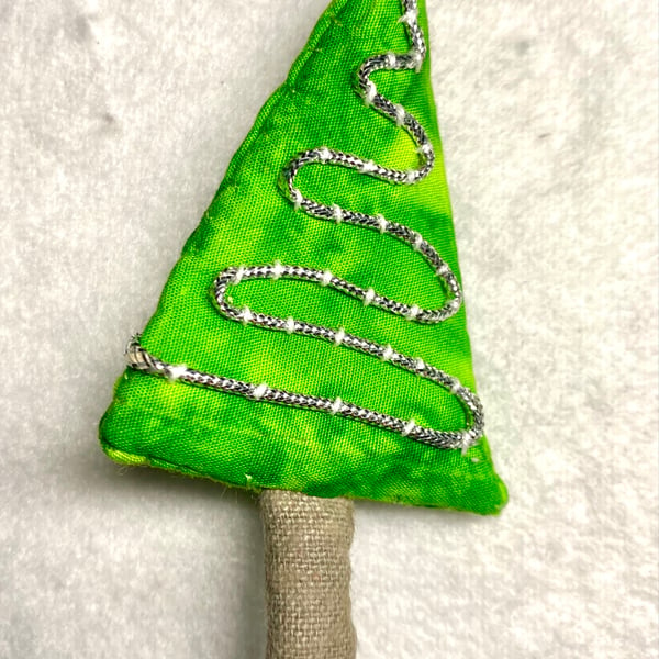 Mini Christmas tree brooch, festive pin