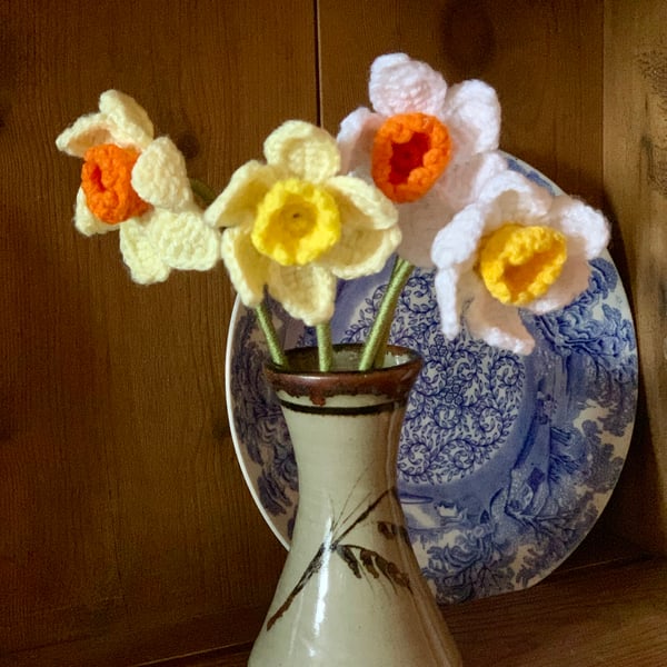 Crochet narcissus, crochet daffodils, handmade flowers