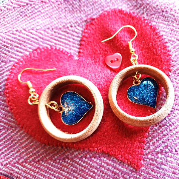 WOODEN HOOPS XL (25mm) with ACRYLIC HEARTS,BLUE- Seconds Sunday