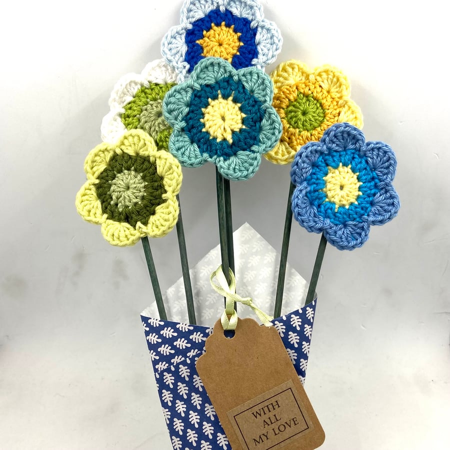 Six Crochet Flowers Bouquet - Alternative to a Card