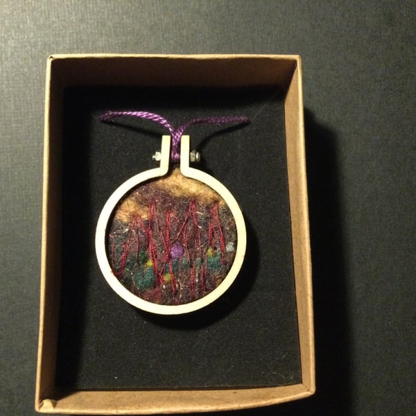 Red grasses Mini Hoop Necklace