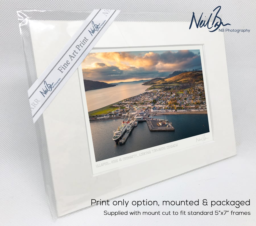 Ullapool & Loch Broom looking to Coigach, Scotland - A6 (7" x 5") Unframed Print