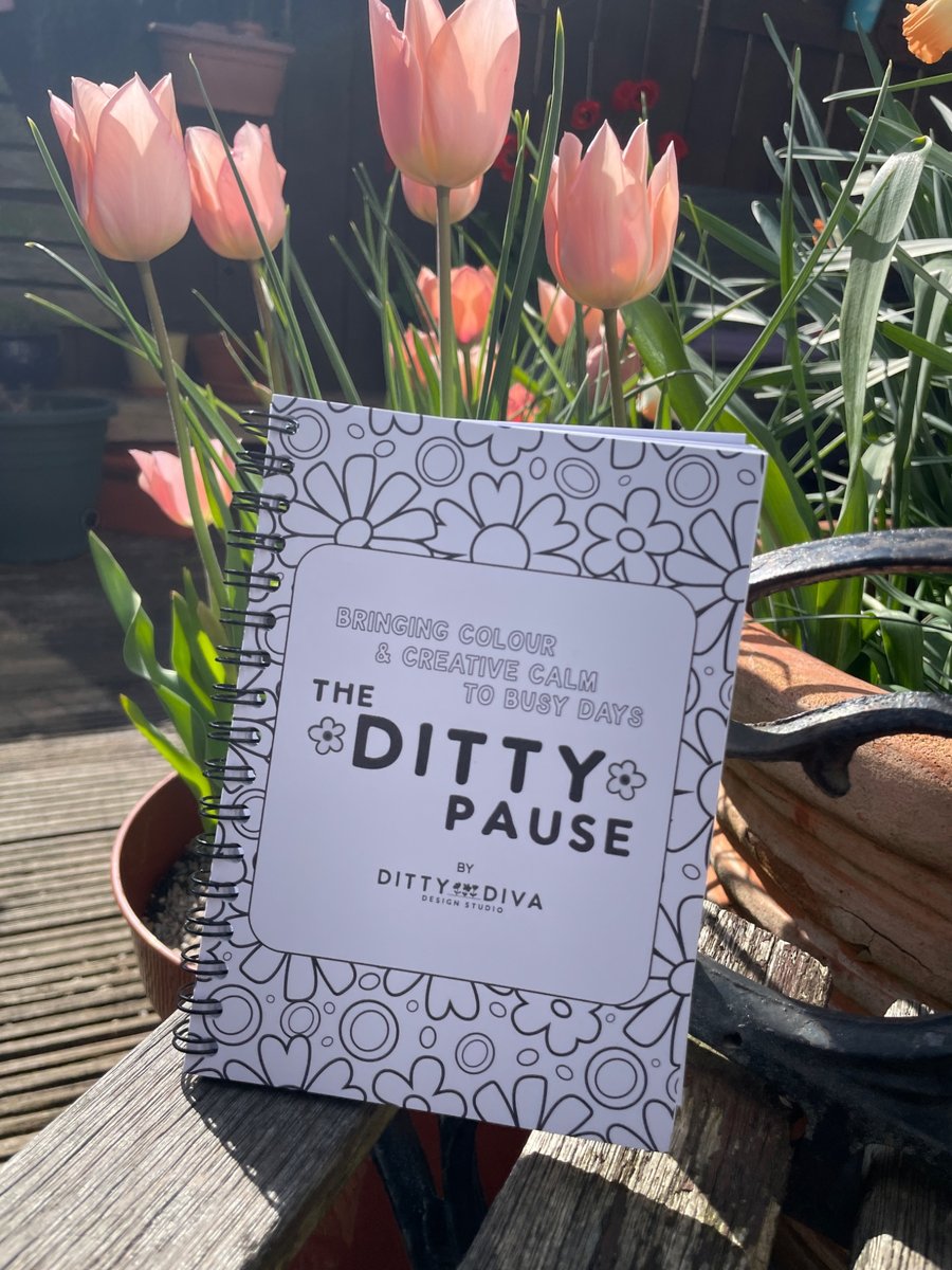 The Ditty Pause - A6 Colouring Book for Creative Calm on Busy Days