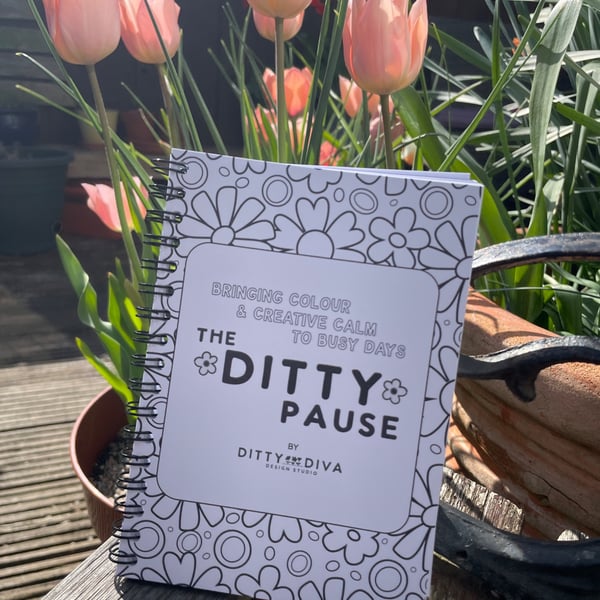 The Ditty Pause - A6 Colouring Book for Creative Calm on Busy Days