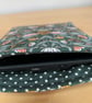 Bee Print Fabric Quilted Kindle Sleeve For 6" Paperwhite - Image 5