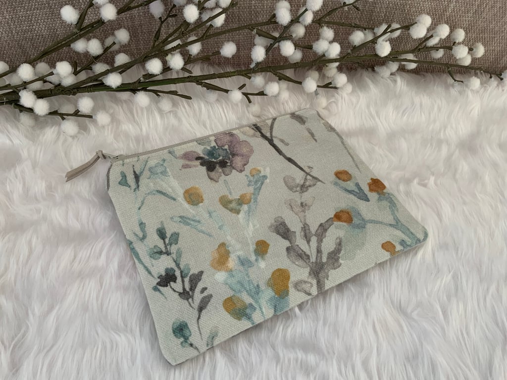 Beautiful Zipped Purses, Pouch, Small Cosmetic Bag, Accessory Purse, Coin Purse,