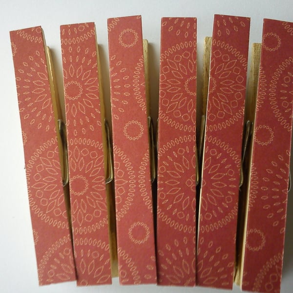 Nordic Christmas Red decoupaged card pegs fridge magnets magnetic