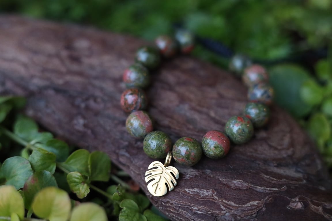 Unakite bracelet with leaf charm 