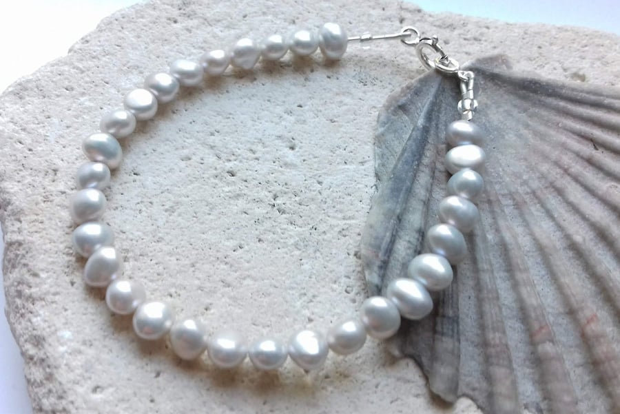 Pale Grey Freshwater Pearl Bracelet with Sterling Silver Clasp