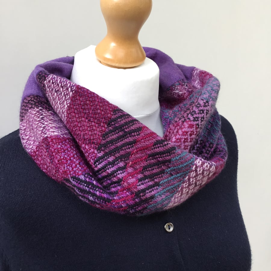Handwoven lilac, pink and purple merino cowl scarf