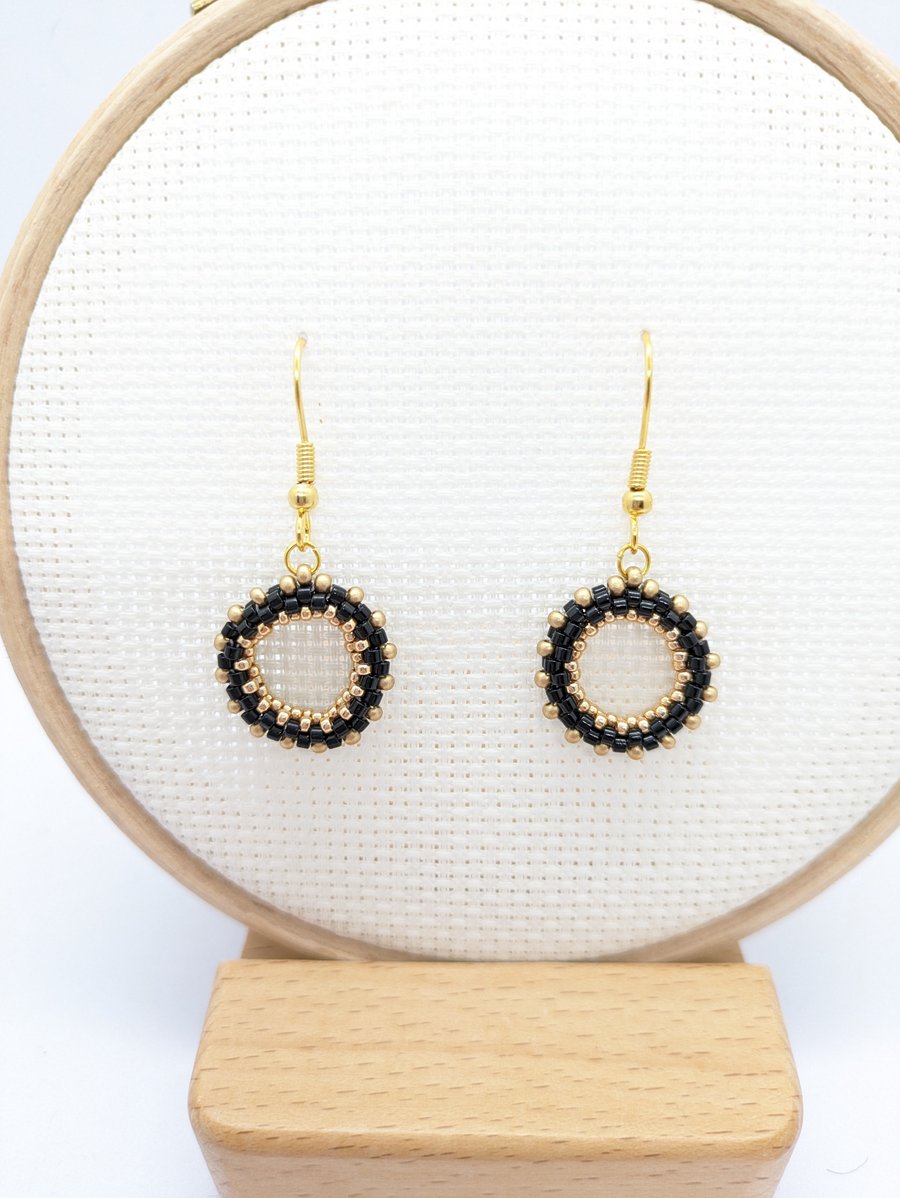 Spring Beaded Wreath Earrings - Black and Gold