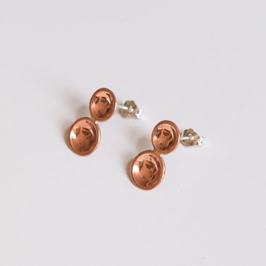 Double dot rose earrings (highly polished copper)