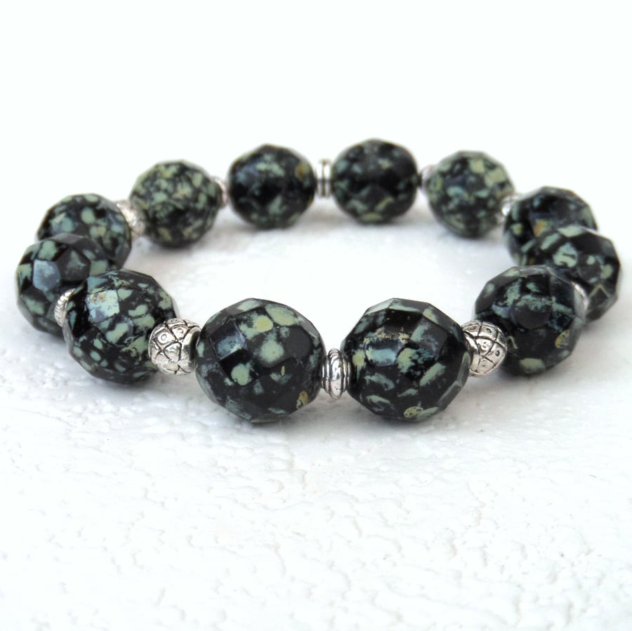 Black and green shell bracelet