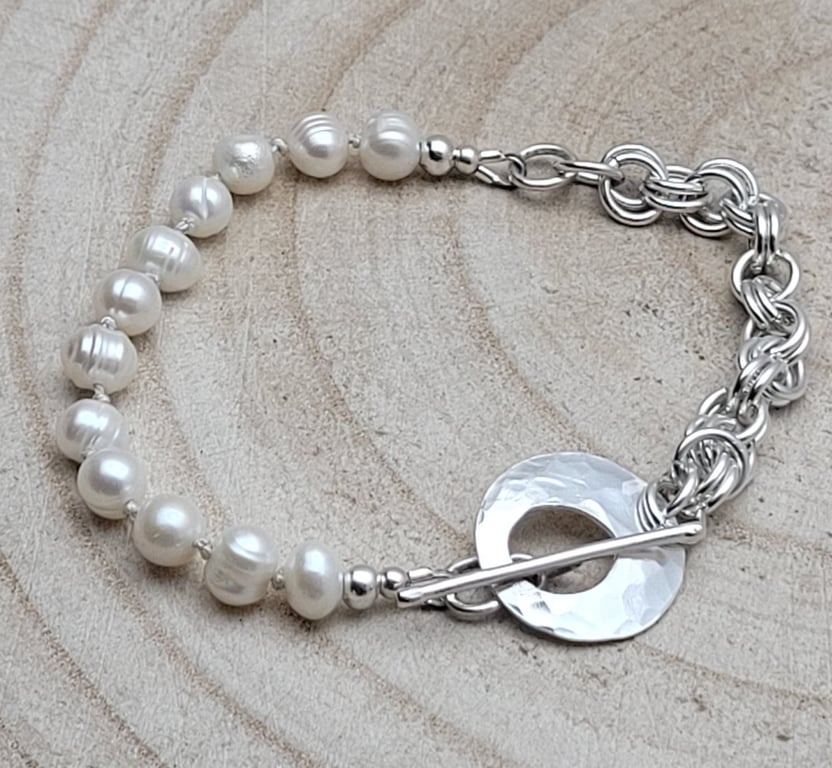 FRESH WATER PEARLS & CHAIN MAIILE BRACELET