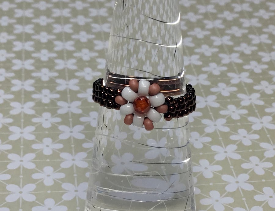 Beaded Daisy Ring