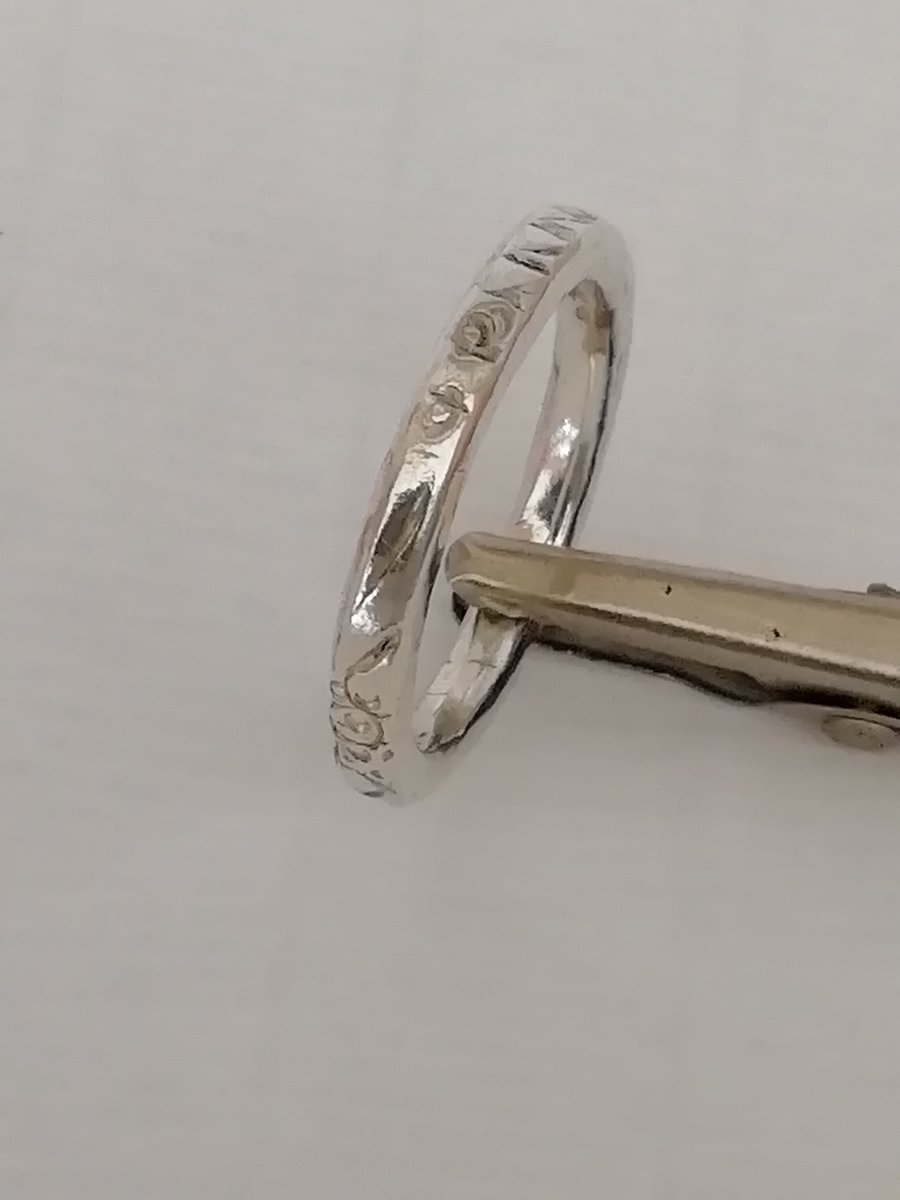 Delicate Wedding Ring in silver or gold