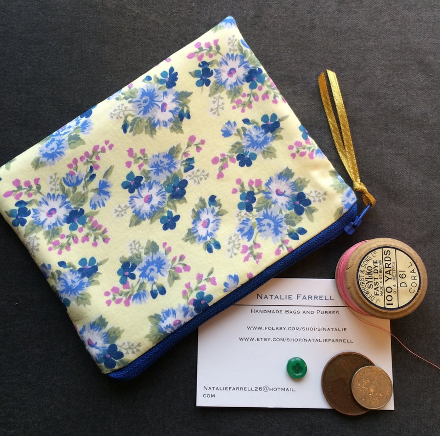 Vintage Fabric Coin Purse 