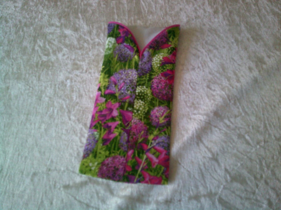 Aliums and Foxgloves Glasses Case