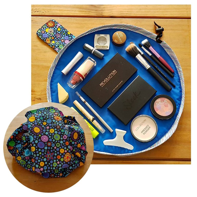 Colourful Spot Makeup Organiser - Lay Flat Drawstring Bag